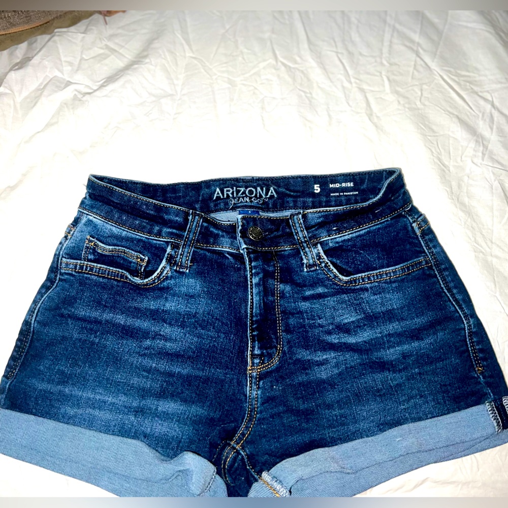 Arizona Mid Rise size 5shorts